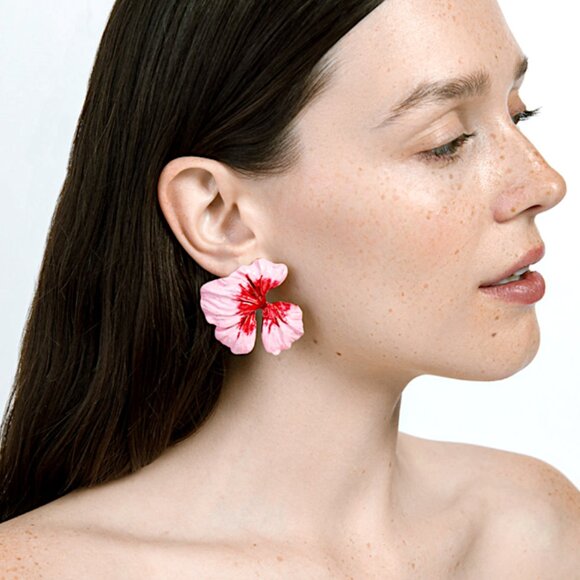 NEW ~ Anthropologie Shashi Una Una Evening Flower Earrings - Picture 11 of 12